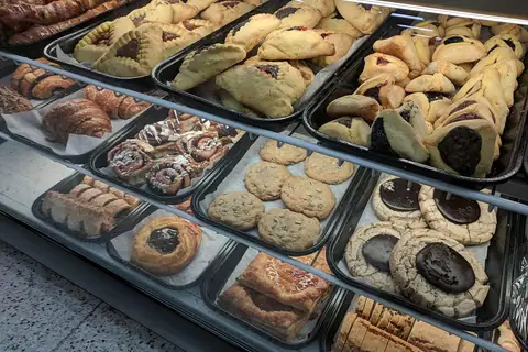 Rowe's Cornish Bakers photo 1